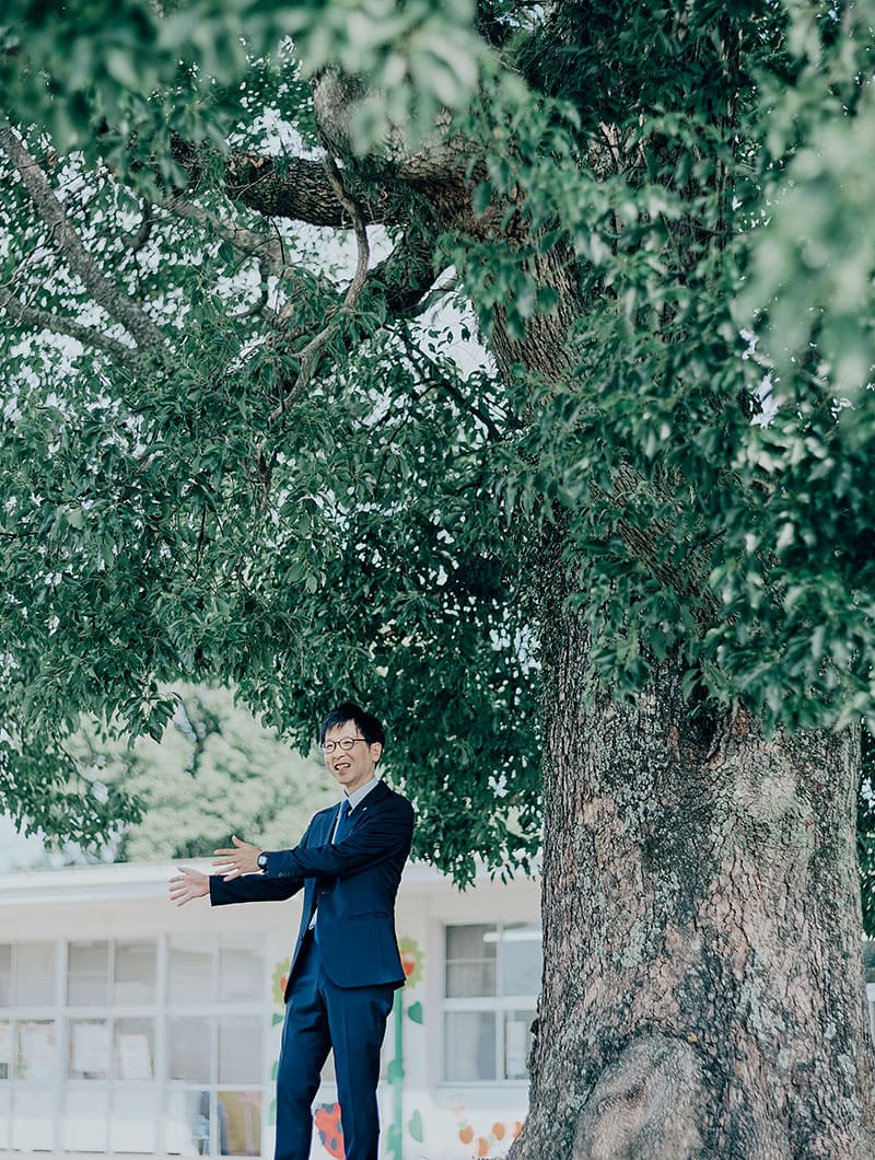 建築事業部長 諸泉千智